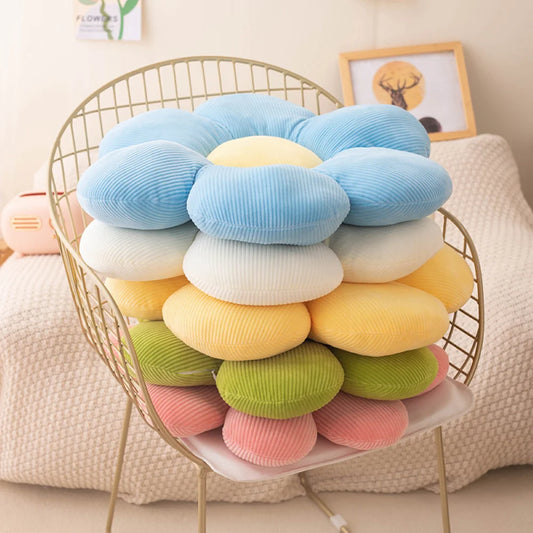 Flower-Shaped Plush Cushion – Soft Cute Decorative Pillow for Sofa, Bed & Chair
