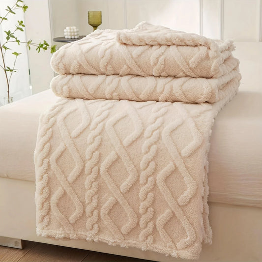 Ultra-Soft Cable Knit Plush Blanket – Cozy Lightweight Fleece Throw